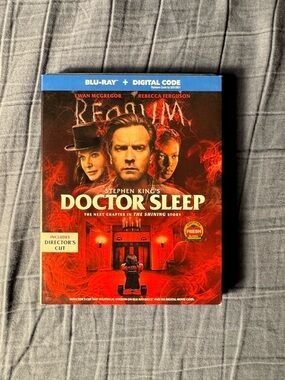 Doctor Sleep Blu-ray + Digital Code - Red & Black Cover